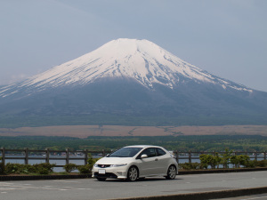 富士山とシビックタイプRユーロ 富士山とシビックタイプRユーロ