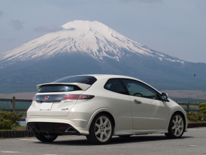 富士山とシビックタイプRユーロ 富士山とシビックタイプRユーロ